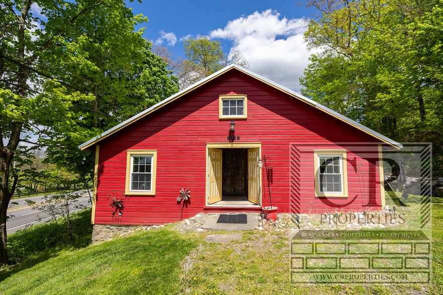 More Photos Of 5768-5774 Albany Post Rd, Rhinebeck Freestanding For Sale