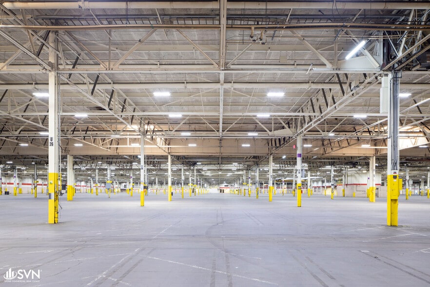 More Photos Of 1515 Mercer Rd, Lexington Manufacturing For Lease