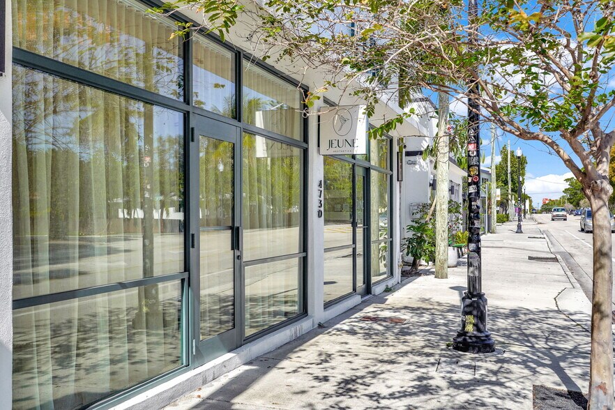 More Photos Of 4730-4736 NE 2nd Ave, Miami Storefront Retail Office For Sale