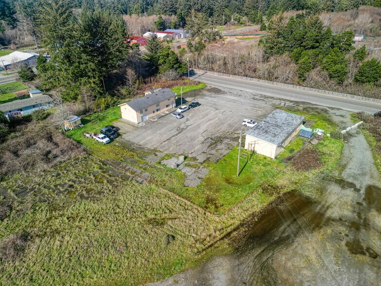 More Photos Of 645 Elk Valley Rd, Crescent City Warehouse For Sale