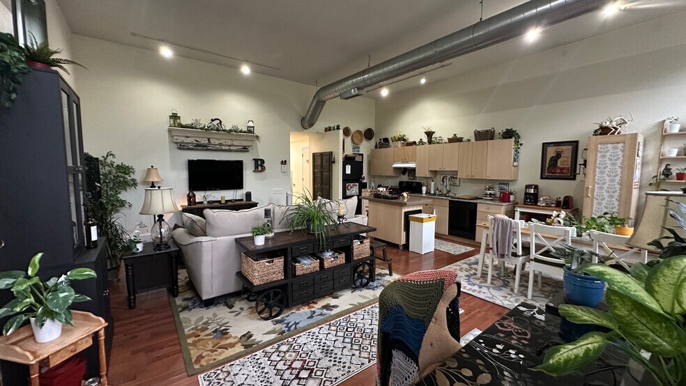 More Photos Of 6136 Magnolia Ave, Pennsauken Apartments For Sale