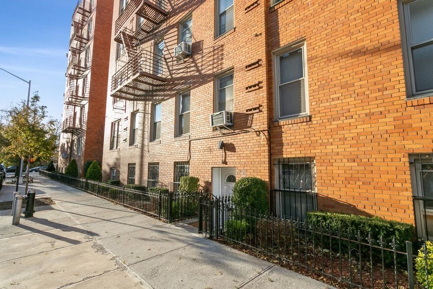 94259437 Shore Rd, Brooklyn, NY 11209 Apartments For Sale