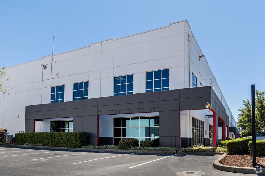 Primary Photo Of 2141 Icon Way, Vacaville Warehouse For Lease