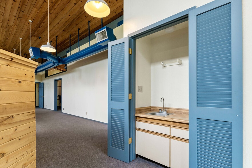 More Photos Of 870 Gold Flat Rd, Nevada City Research And Development For Sale