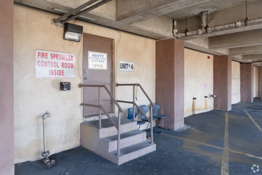 More Photos Of 480 Main Ave, Wallington Warehouse For Lease