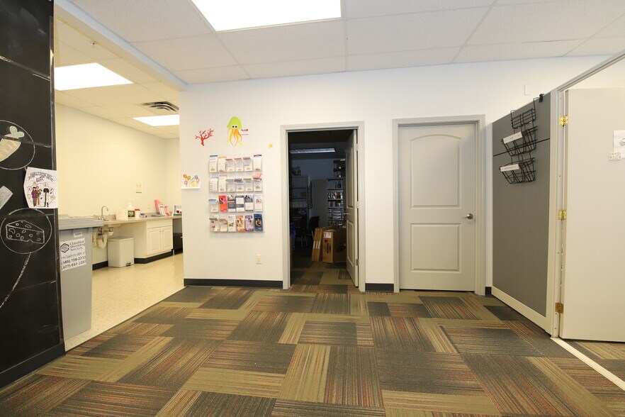 More Photos Of 2670-2672 W Ridge Rd, Greece Freestanding For Lease