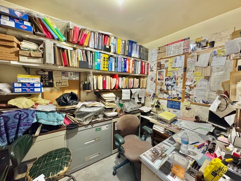 More Photos Of 858 62nd St, Brooklyn Warehouse For Sale