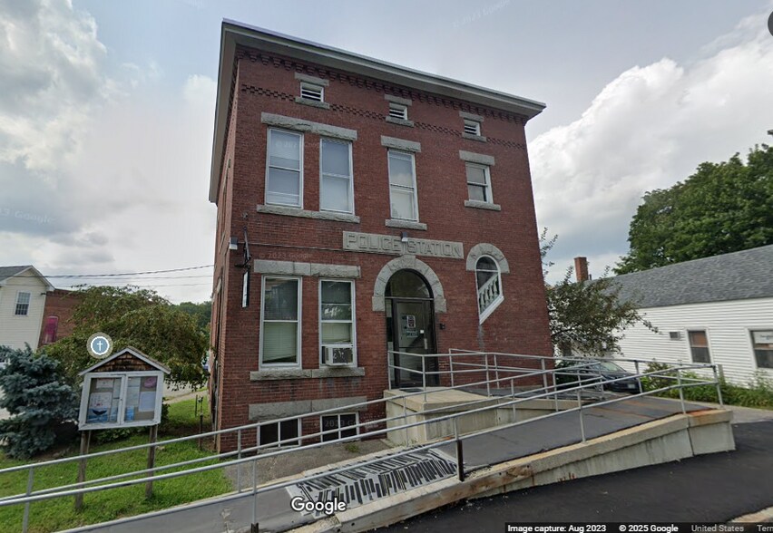 More Photos Of 3 Merrimack St, Penacook Office For Sale
