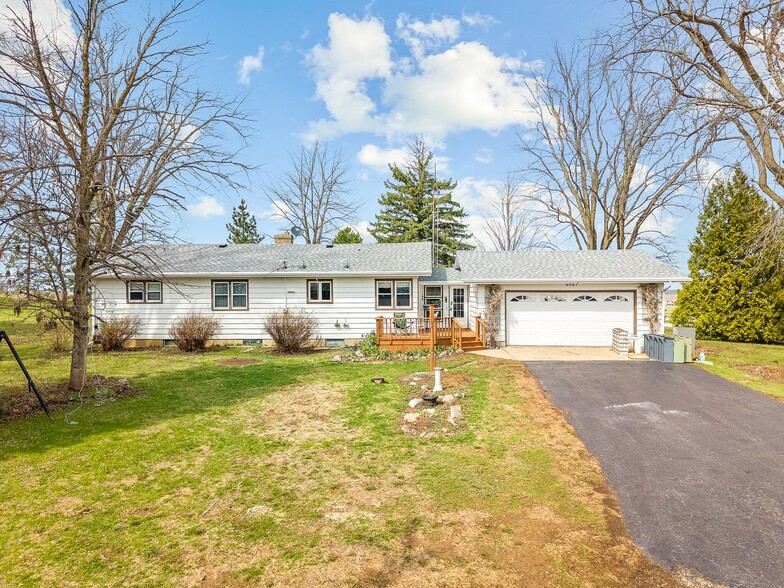 Primary Photo Of 2280 S Rock City Rd, Ridott Multifamily For Sale