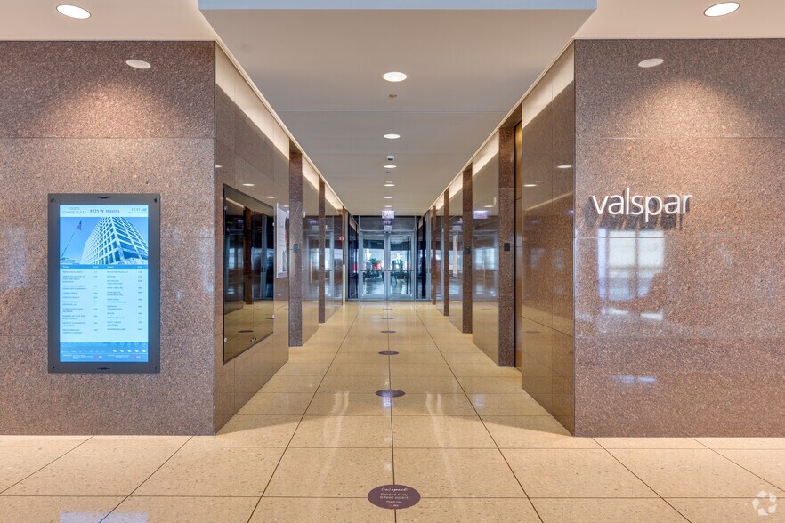 More Photos Of 8745 W Higgins Rd, Chicago Office For Sale