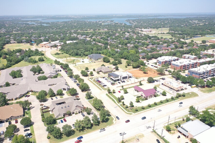 More Photos Of 113 Barnett Dr, Highland Village Office For Lease