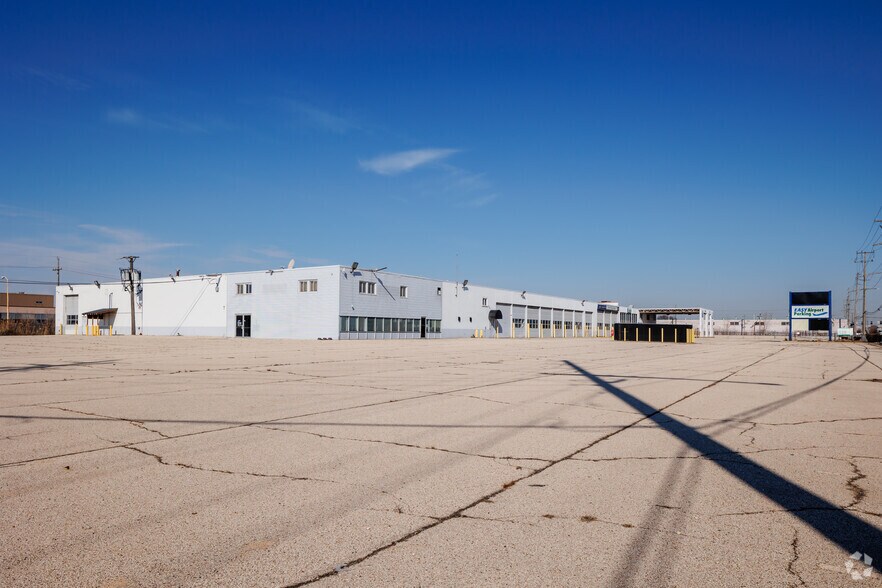 More Photos Of 4000 N Mannheim Rd, Franklin Park Auto Dealership For Sale