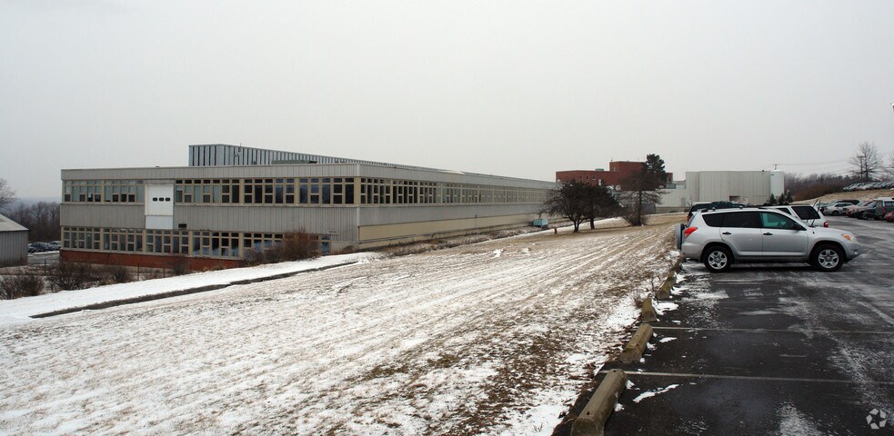More Photos Of 950 Danby Rd, Ithaca Light Manufacturing For Lease
