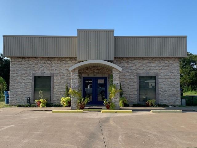 More Photos Of 1309 E Milam St, Mexia General Retail For Sale