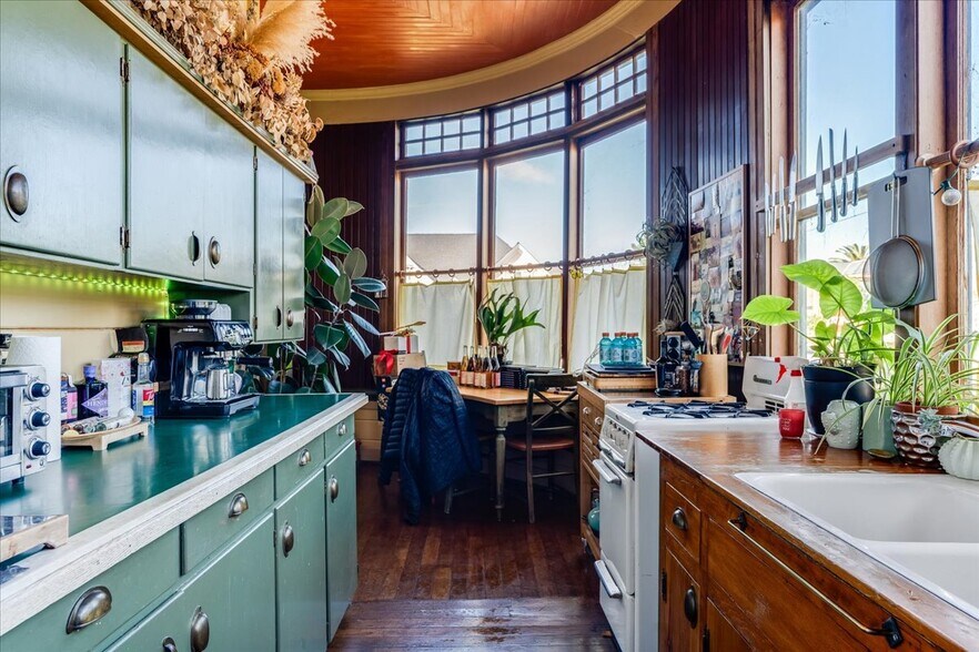 More Photos Of 687 Islay St, San Luis Obispo Apartments For Sale