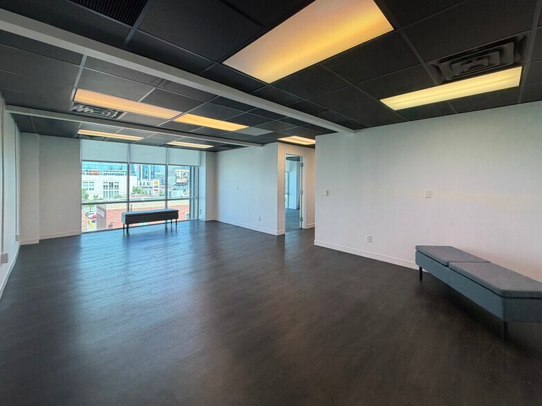More Photos Of 1720 W End Ave, Nashville Office For Lease
