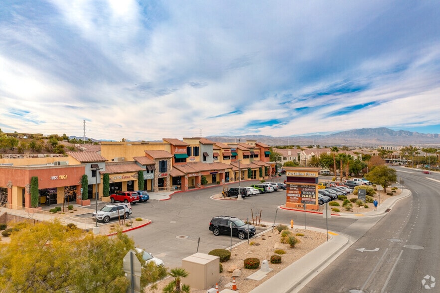 More Photos Of 2525 W Horizon Ridge Pky, Henderson Unknown For Lease