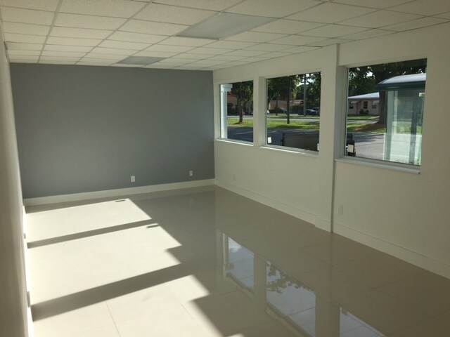 More Photos Of 17100 NE 19th Ave, North Miami Beach Medical For Sale