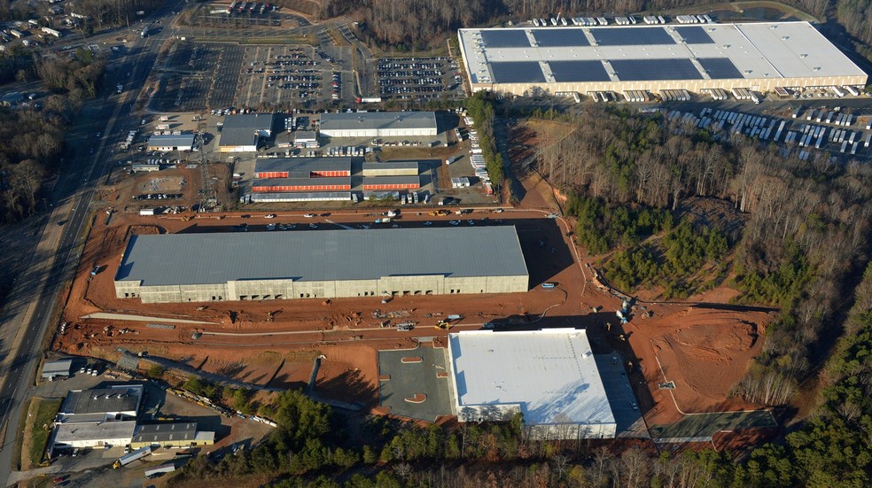 More Photos Of 3800 Parrott Dr, Charlotte Warehouse For Lease