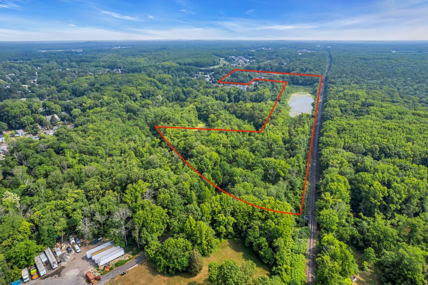 More Photos Of 51 Asbury Rd, Farmingdale Land For Sale