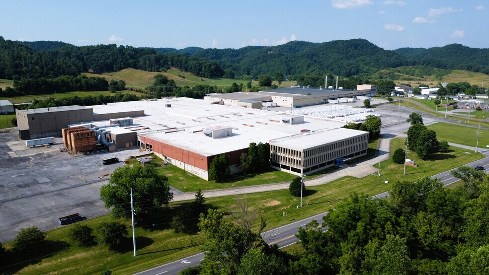 Primary Photo Of 364 Exide Dr, Bristol Manufacturing For Lease