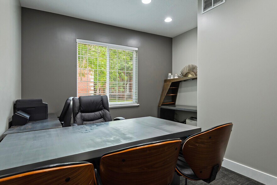 More Photos Of 6691-6715 S 1300 E, Salt Lake City Office For Sale