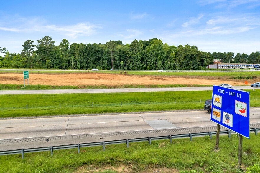 More Photos Of 4440 Riverside Dr, Macon-Bibb Land For Sale
