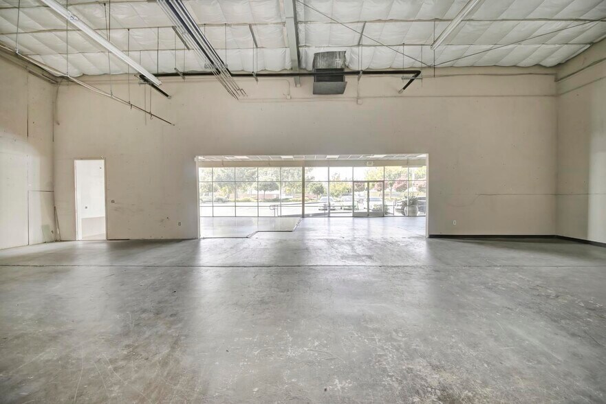 More Photos Of 2265 Sunrise Blvd, Gold River Auto Repair For Lease