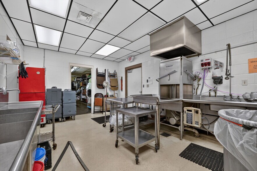 More Photos Of 1460 A Woodville Rd, Millbury Freestanding For Sale