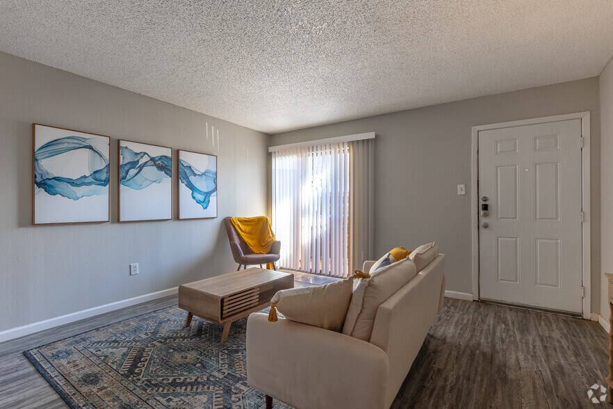 More Photos Of 6402 Albany Ave, Lubbock Apartments For Sale