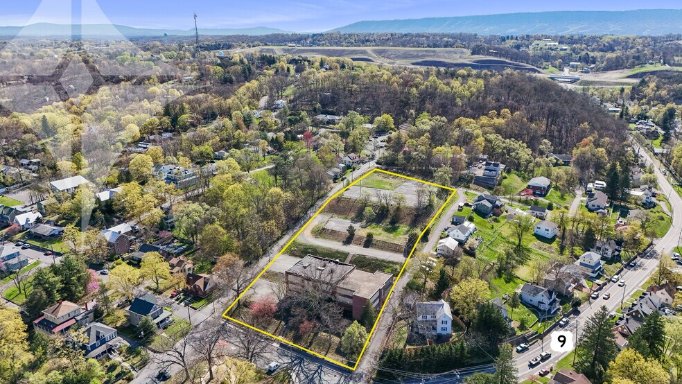 More Photos Of 187 S Green St, Berkeley Springs Land For Sale