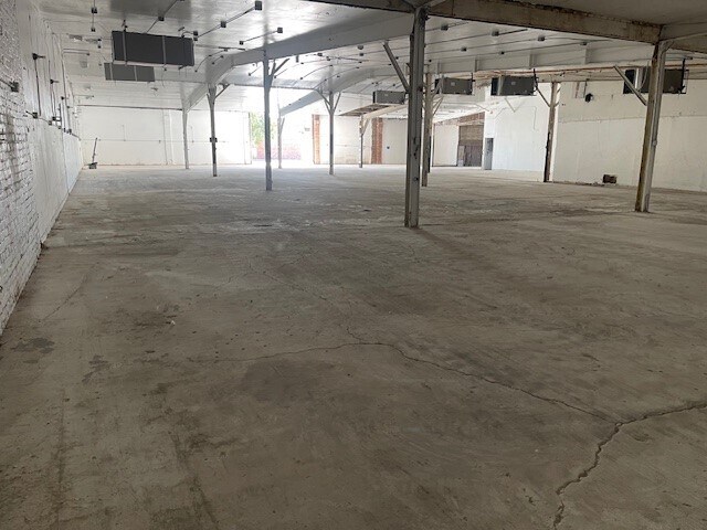 More Photos Of 2960 Chapman St, Oakland Warehouse For Lease