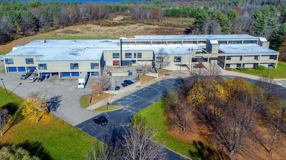 More Photos Of 275 Portsmouth Ave, Stratham Light Manufacturing For Sale