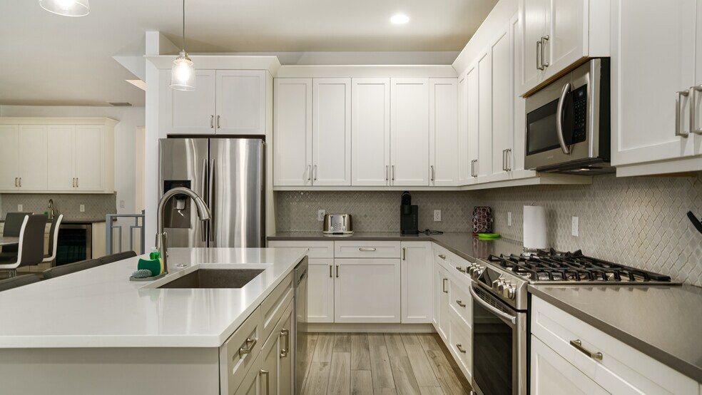 More Photos Of 3770 County Line Rd, Tequesta Apartments For Sale
