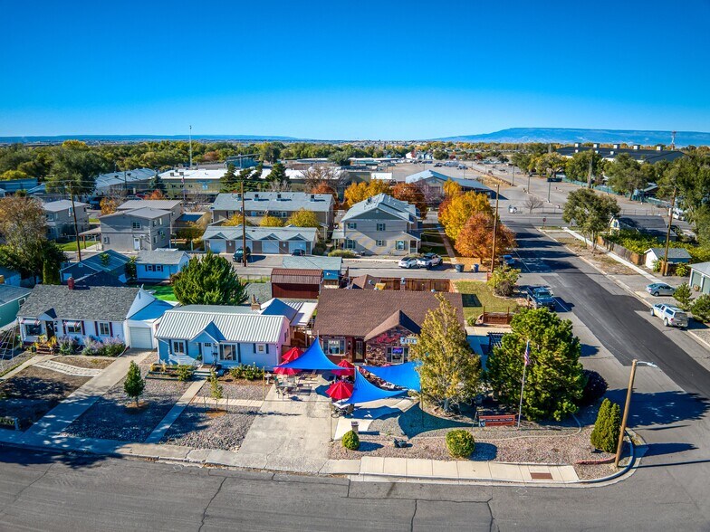 More Photos Of 1047 N 1st St, Montrose Office For Sale