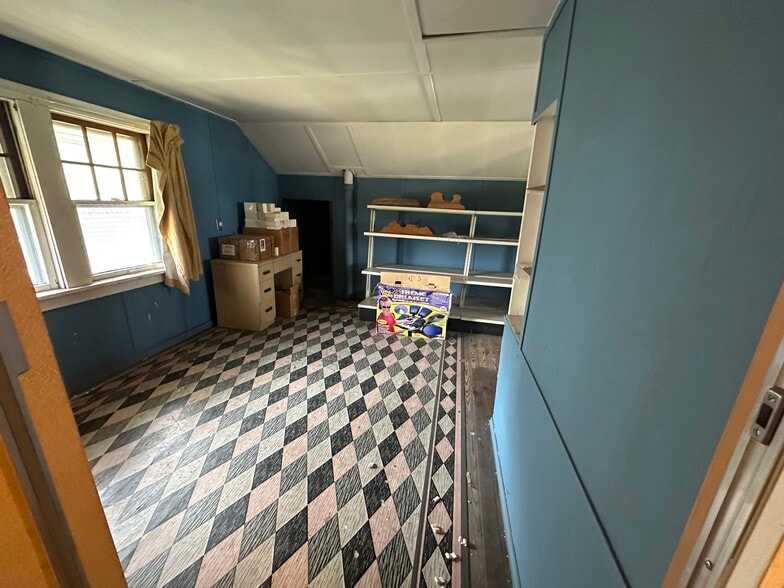 More Photos Of , Cleveland General Retail For Sale