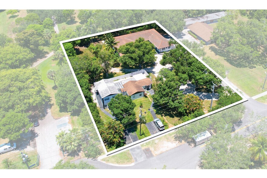 Primary Photo Of 3315-3331 SW 15th Ave, Fort Lauderdale Apartments For Sale