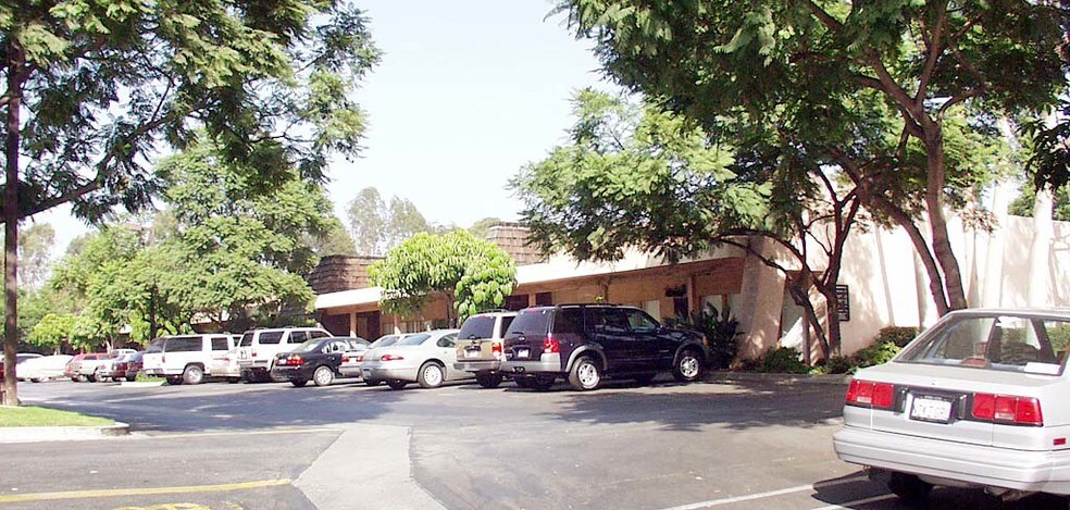 More Photos Of 12631 E Imperial Hwy, Santa Fe Springs Office For Lease