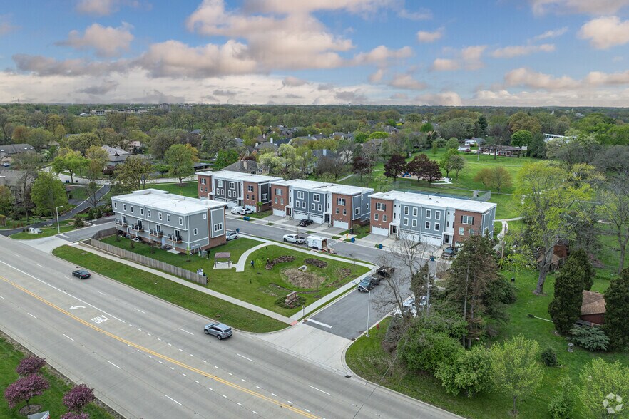 More Photos Of 504 Highland Pky, Itasca Apartments For Sale
