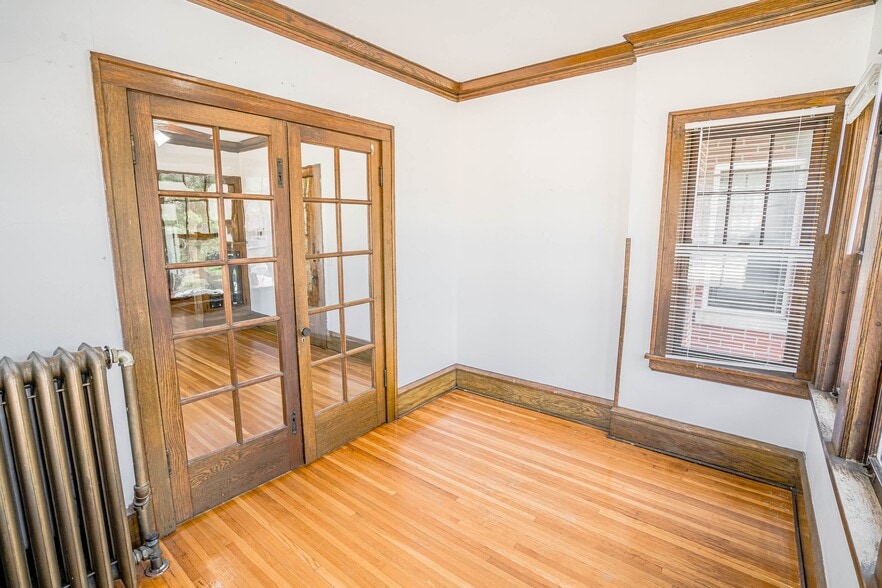 More Photos Of 990 Grand Ave, Saint Paul Apartments For Sale