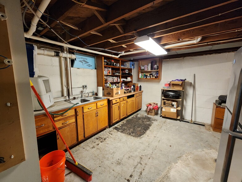 More Photos Of 3760 Union St, Lafayette Specialty For Sale