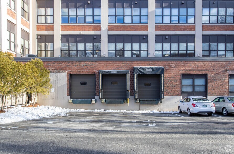 More Photos Of 10 Ferry St, Concord Flex For Lease