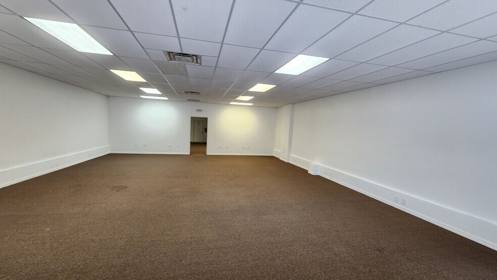 More Photos Of 16332 Cortez Blvd, Brooksville Medical For Lease