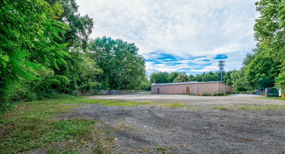 More Photos Of 10 Pythian Dr, Edgewater Lodge Meeting Hall For Sale