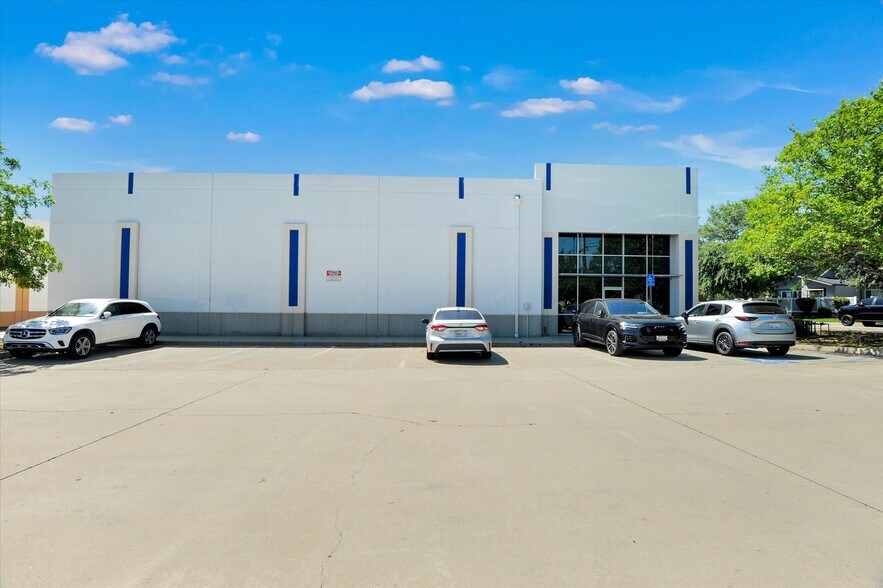 More Photos Of 920 W 10th St, Azusa Warehouse For Sale