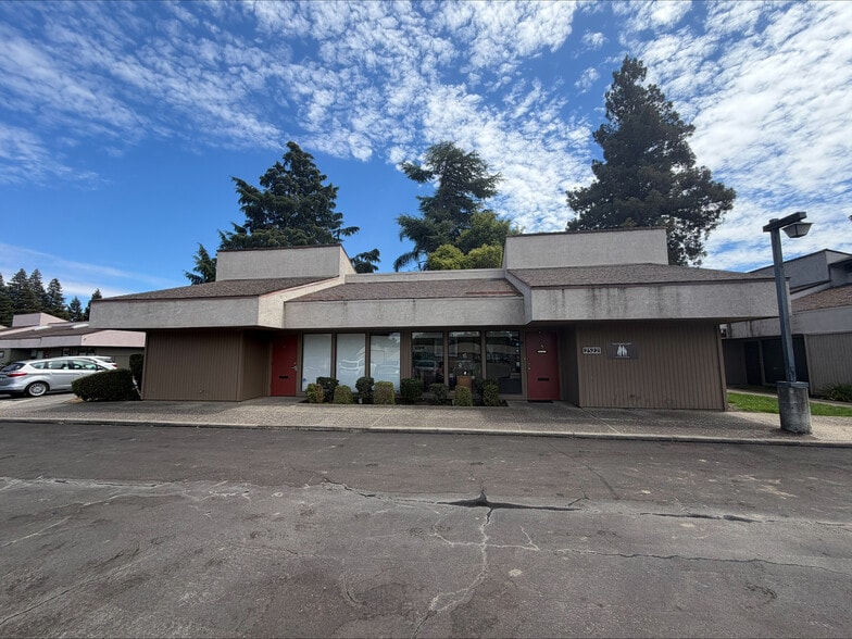 Primary Photo Of 2522 Grand Canal Blvd, Stockton Office For Lease