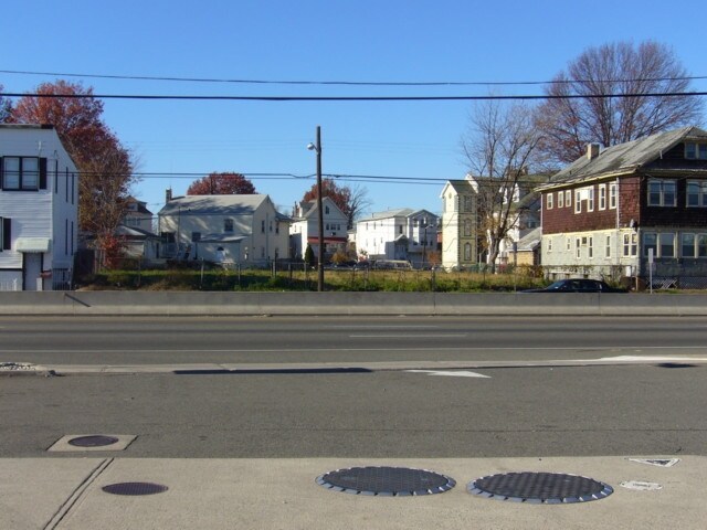 More Photos Of 624-632 Spring St, Elizabeth Land For Sale