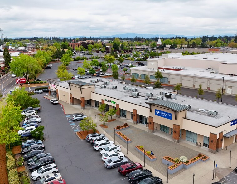 More Photos Of 1010-1058 SE 96th Ave, Portland Freestanding For Sale