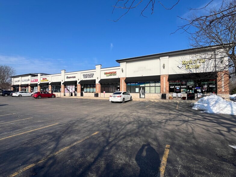 More Photos Of 322-340 W Main St, Carpentersville Unknown For Lease