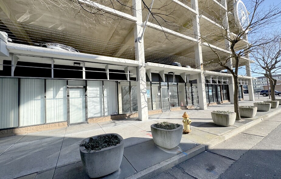 More Photos Of 17 S New York Ave, Atlantic City Parking Garage For Lease